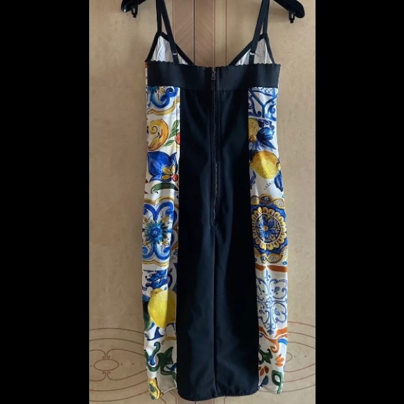 DOLCE & GABBANA Maiolica Printed Charmeuse Dress - Picture 8 of 10